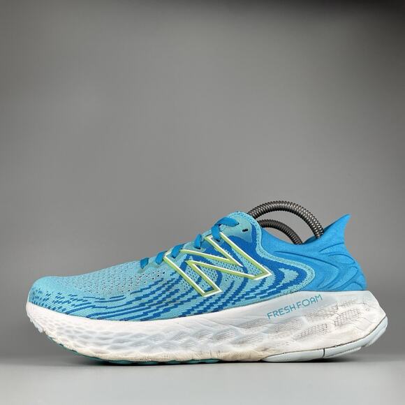New Balance Fresh Foam 1080v11 Women Size 10 2E Blue White Running Shoe Sneakers - Picture 1 of 9